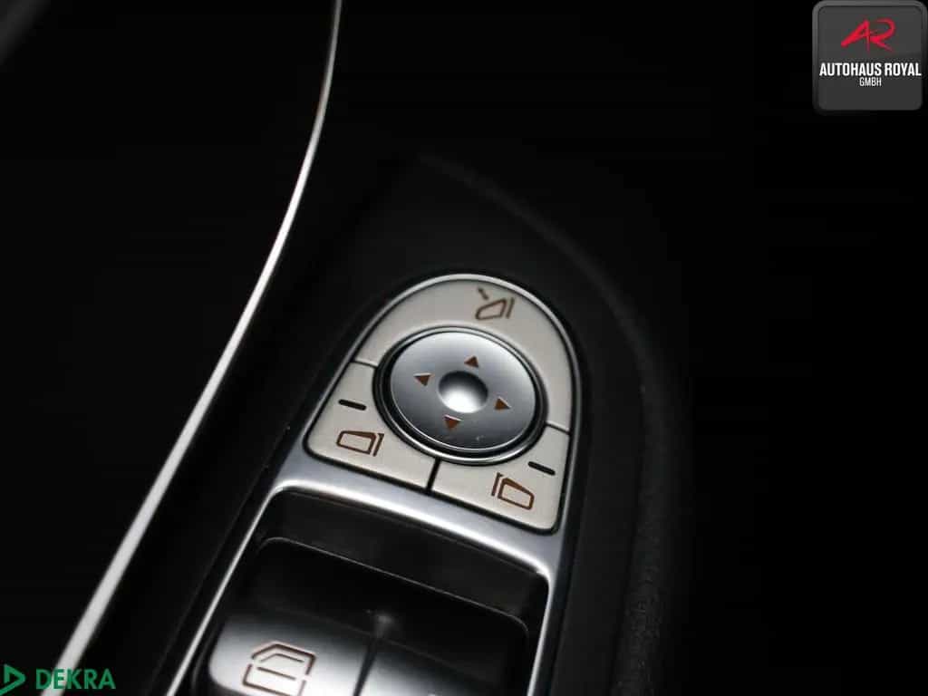 Mercedes-Benz V-Class d LANG 8 SITZE KAMERA,DAB,NAVI,KLIMA,1.HD 01/2021-photo-14