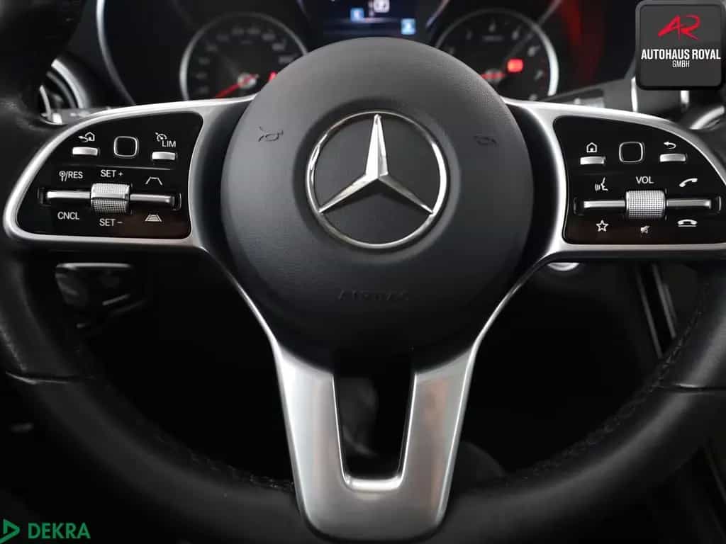 Mercedes-Benz GLC 200 4M AMG 360GRAD,AIRMATIC,HEADUP,DISTRONIC 09/2020-photo-16