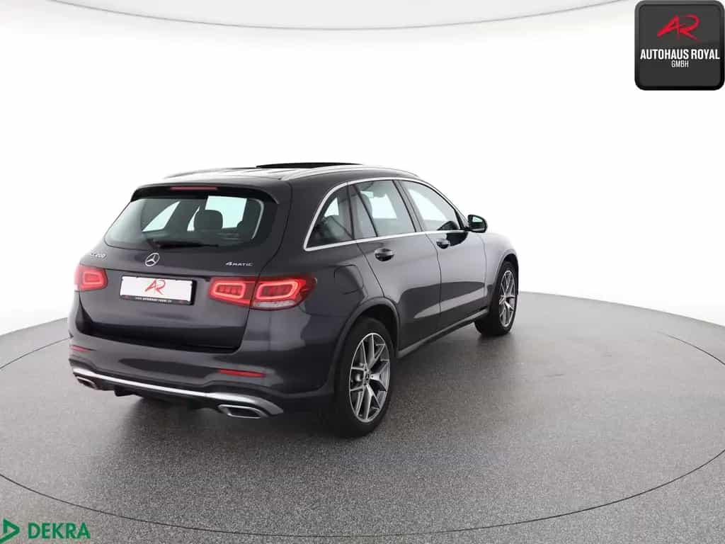 Mercedes-Benz GLC 200 4M AMG 360GRAD,AIRMATIC,HEADUP,DISTRONIC 09/2020-photo-4