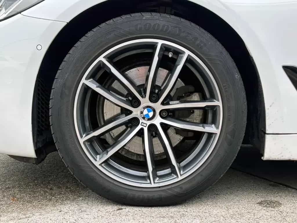 BMW 5 Series 520d Steptr. Limo M-Sport ACC KAM AHK LED SHZ 08/2022-photo-18