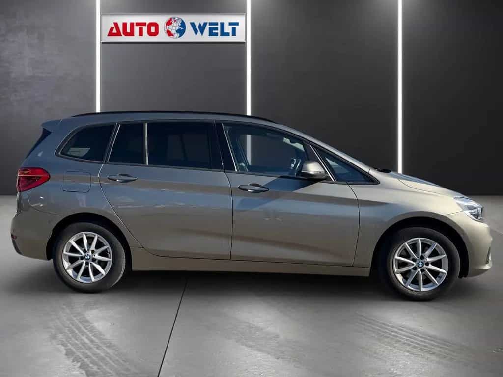 BMW 2 Series 218i Gran Tourer Advantage Navi SHZ PDC  AHK 10/2017-photo-1