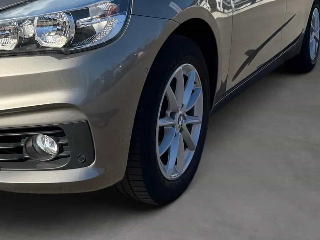 BMW 2 Series 218i Gran Tourer Advantage Navi SHZ PDC  AHK 10/2017-photo-6