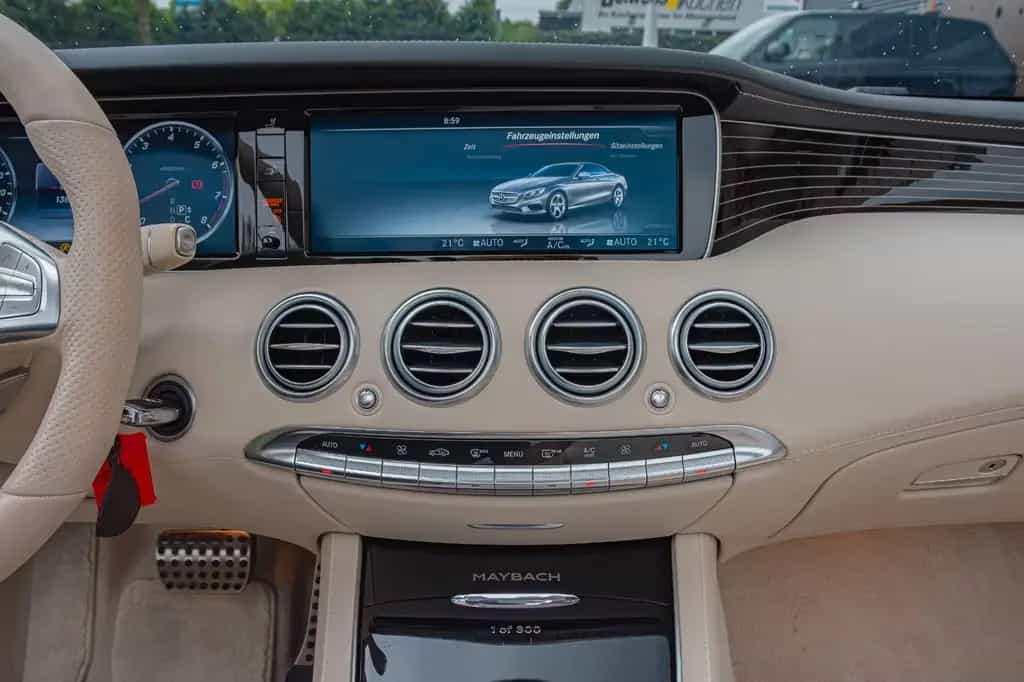 Maybach S650 S 650 Cabriolet *1 OF 300 Limited *Zirkon Red * 08/2017-photo-21