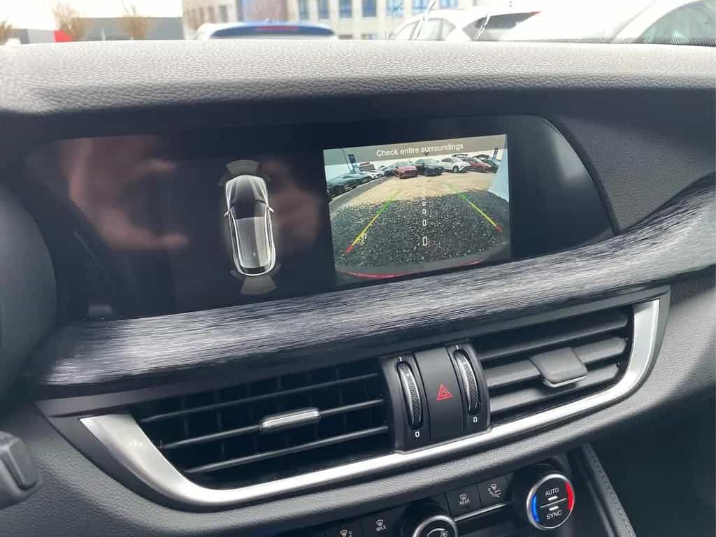 Alfa Romeo Stelvio SPRINT 2.2 Multijet AUT AWD NAVI ACC ... 10/2024-photo-12
