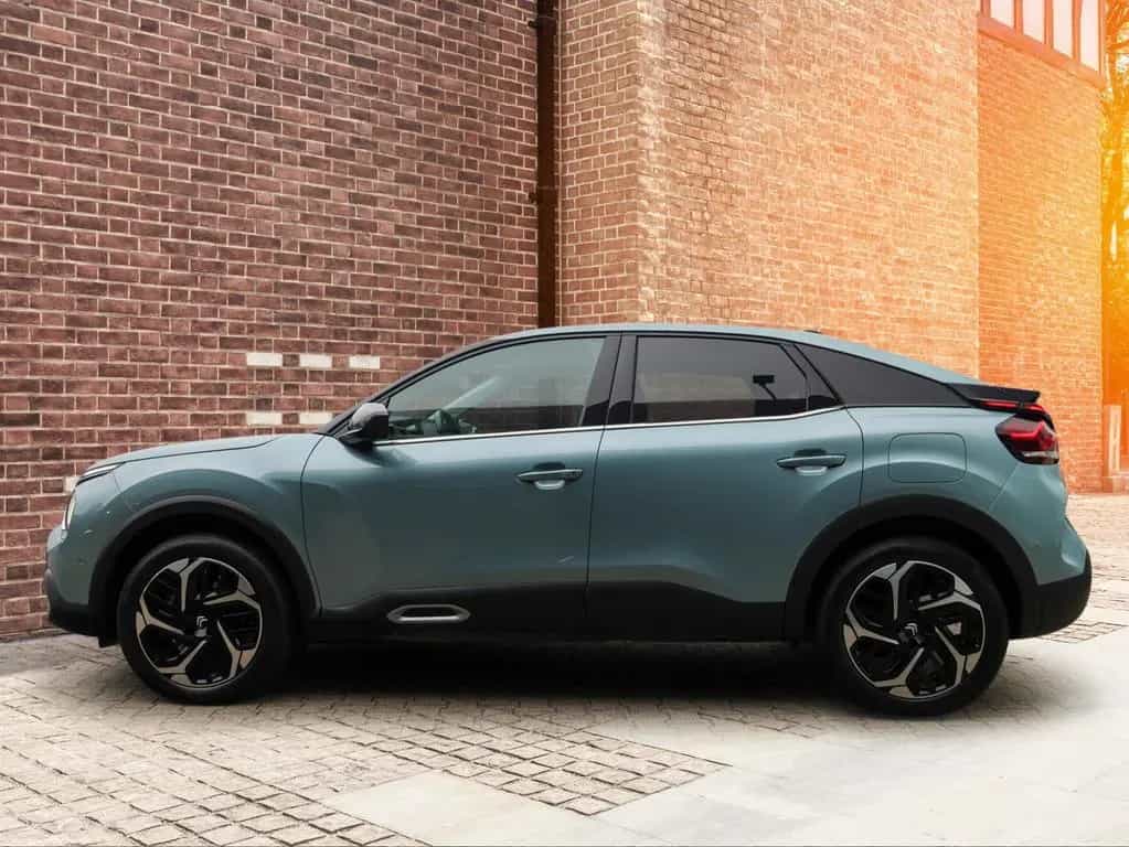 Citroën C4 Shine 10/2023-photo-2