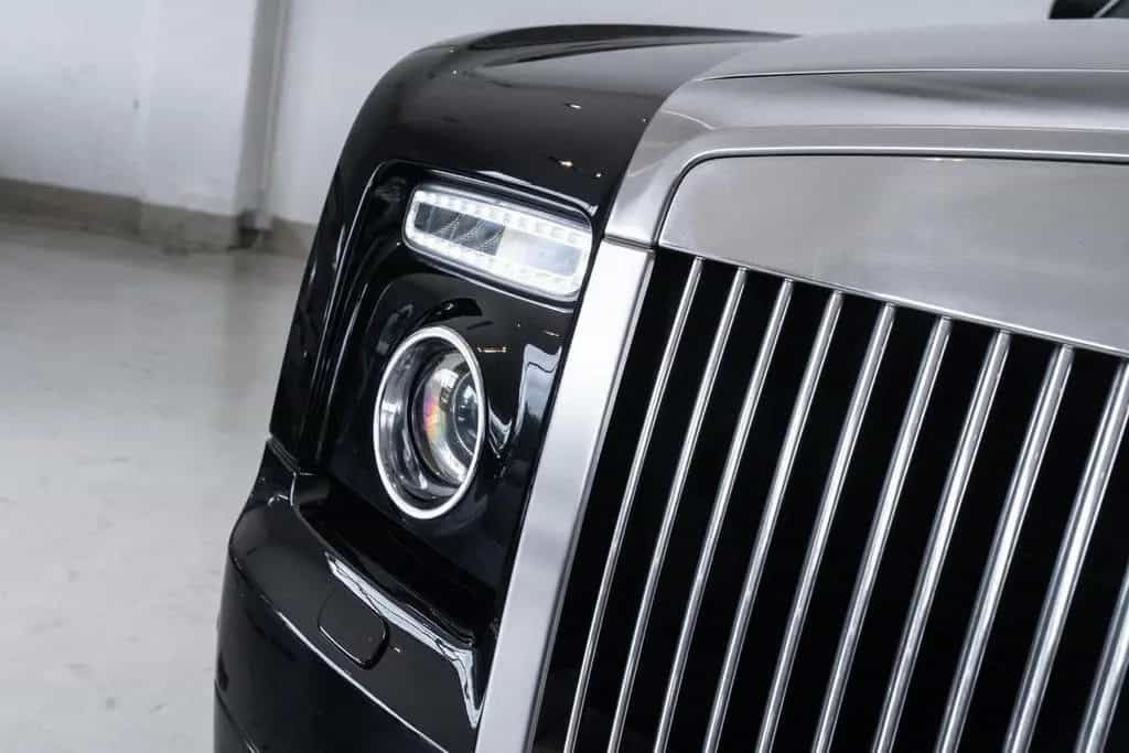 Rolls-Royce Phantom Drophead - Full Service History - Teak D 09/2008-photo-27