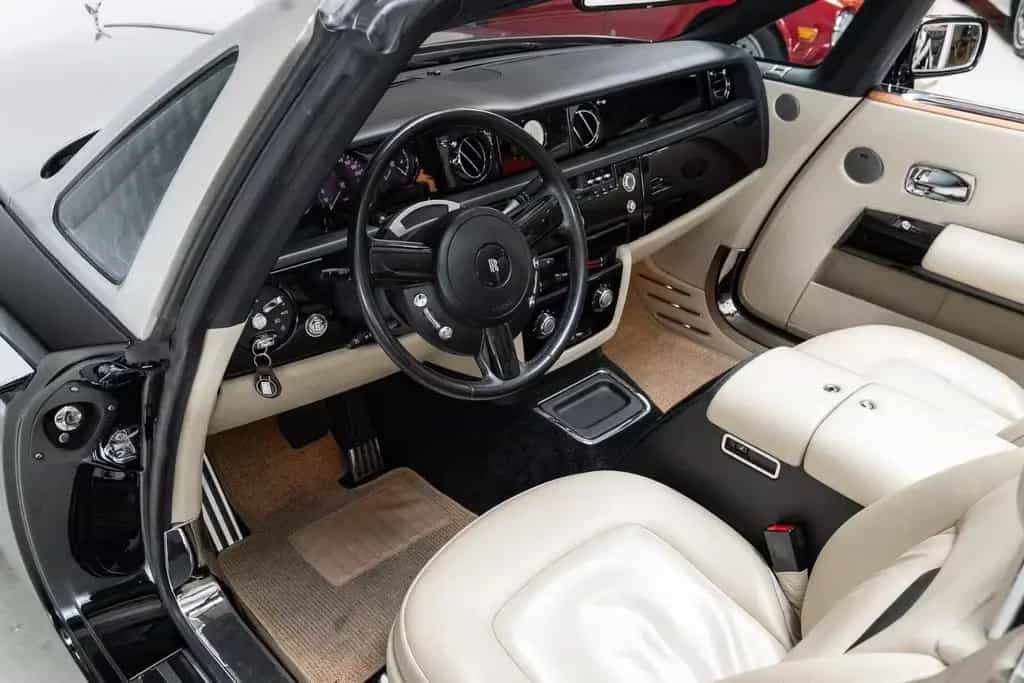 Rolls-Royce Phantom Drophead - Full Service History - Teak D 09/2008-photo-6