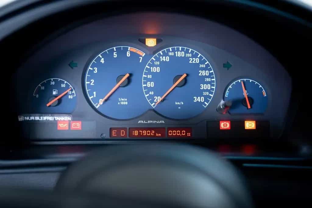 ALPINA B12 5.0 - 1 of 97 - Sonderlack - Fully Documente 04/1992-photo-11