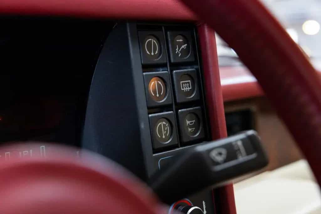 Aston Martin Lagonda Series 4 - 1 of 72 LHD - Full History 05/1992-photo-13