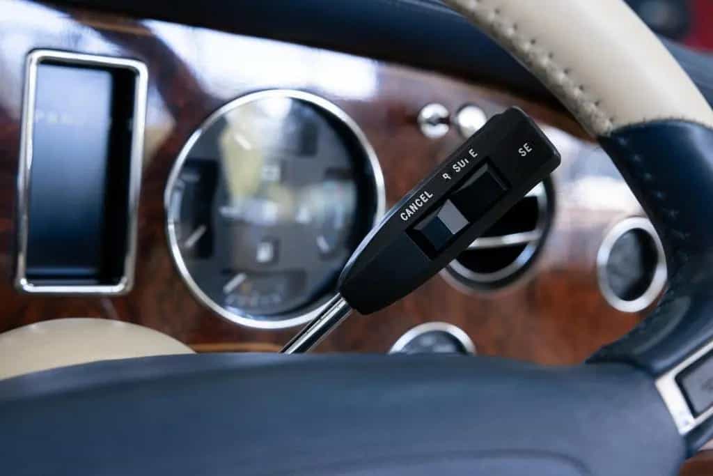 Rolls-Royce Corniche V Cabrio - Low Mileage - 1 of 374 - 04/2000-photo-13