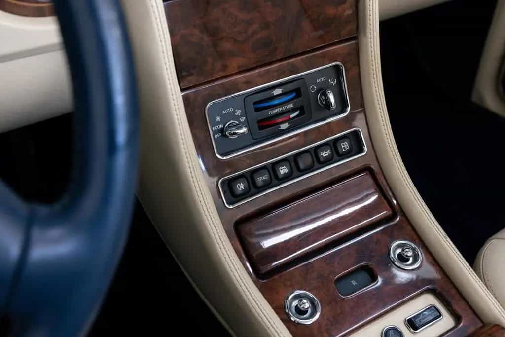 Rolls-Royce Corniche V Cabrio - Low Mileage - 1 of 374 - 04/2000-photo-18