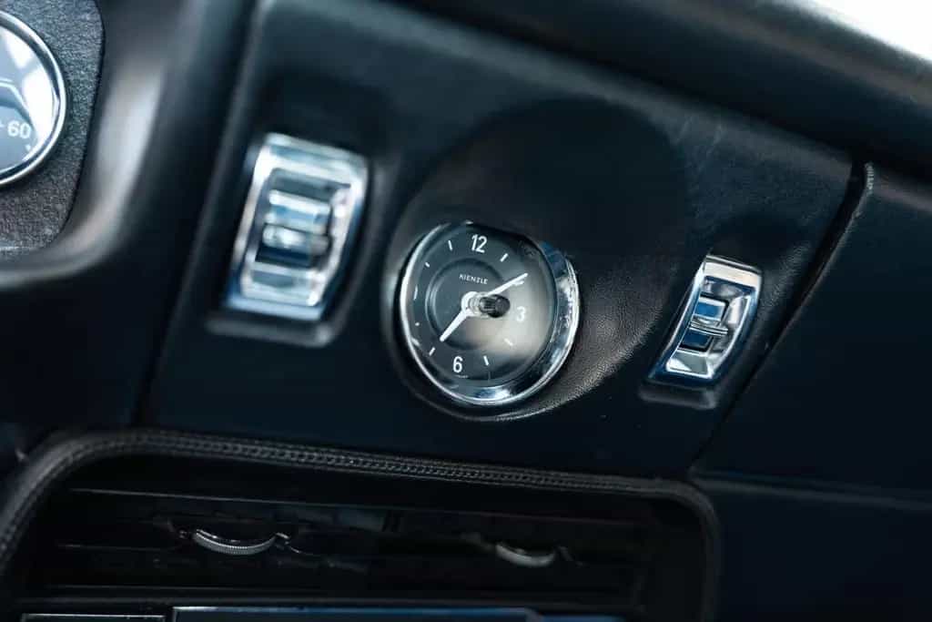 Aston Martin DBS V8 Series 2 - ZF 5-Speed - LHD - EU Car - 04/1972-photo-15