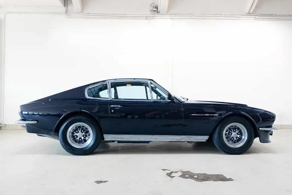Aston Martin DBS V8 Series 2 - ZF 5-Speed - LHD - EU Car - 04/1972-photo-2