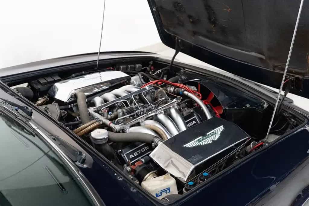 Aston Martin DBS V8 Series 2 - ZF 5-Speed - LHD - EU Car - 04/1972-photo-31