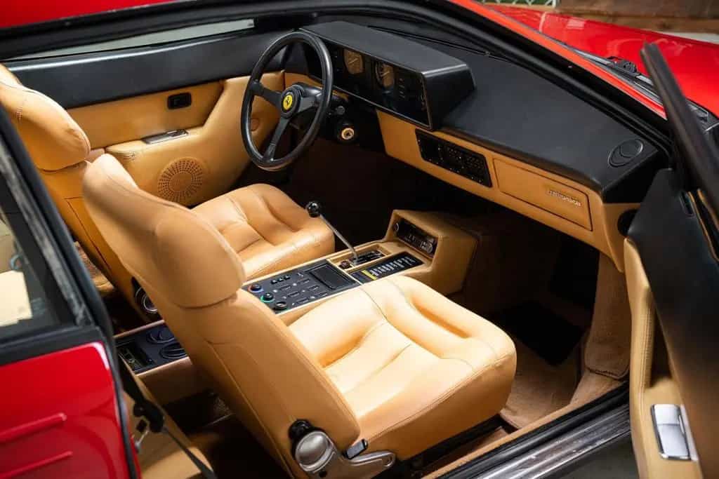Ferrari Mondial 8 Quattrovalvole - Fully Serviced - Low 02/1985-photo-10