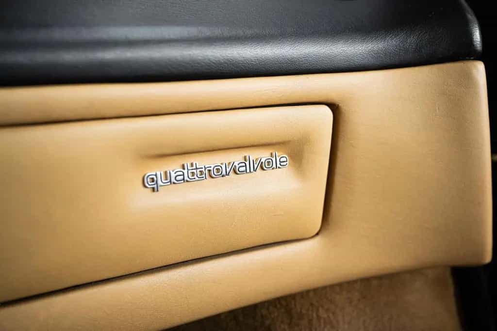 Ferrari Mondial 8 Quattrovalvole - Fully Serviced - Low 02/1985-photo-17