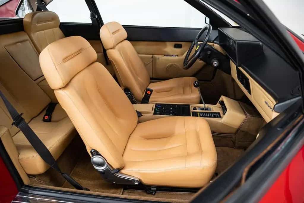 Ferrari Mondial 8 Quattrovalvole - Fully Serviced - Low 02/1985-photo-18