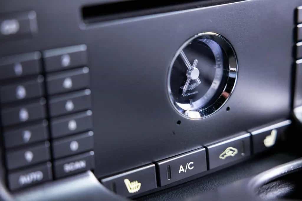 Aston Martin Vanquish V12 - S 5.9 - Dealer Maintained - 02/2006-photo-18