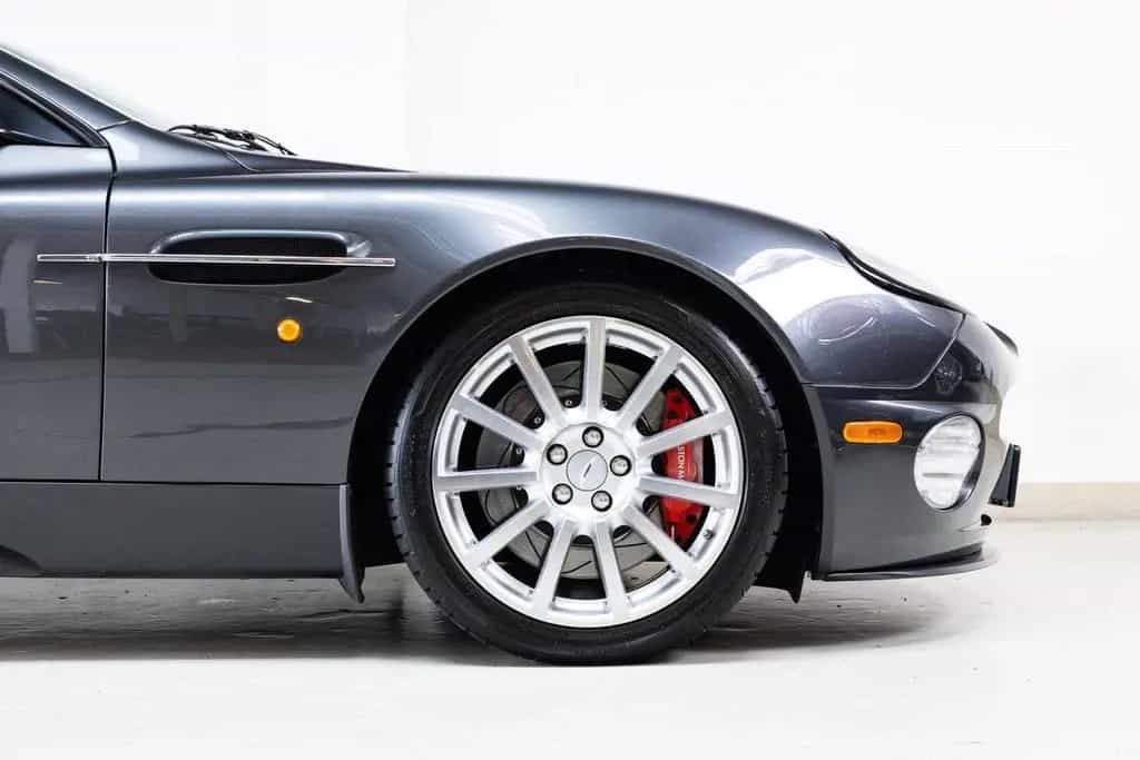 Aston Martin Vanquish V12 - S 5.9 - Dealer Maintained - 02/2006-photo-22