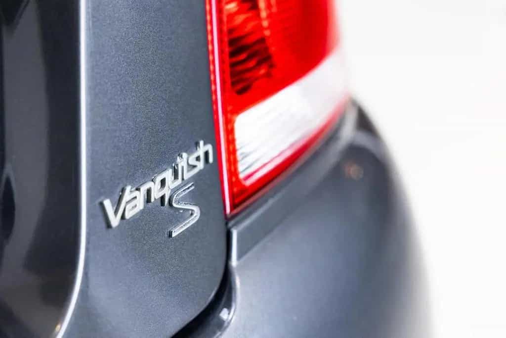 Aston Martin Vanquish V12 - S 5.9 - Dealer Maintained - 02/2006-photo-26