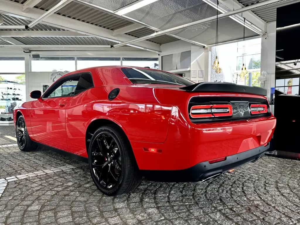 Dodge Challenger 3,6L V6 24V VT SXT Autom. Autogas LPG 09/2023-photo-11