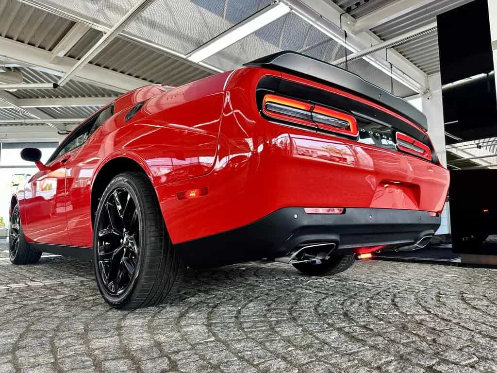 Dodge Challenger 3,6L V6 24V VT SXT Autom. Autogas LPG 09/2023-photo-21