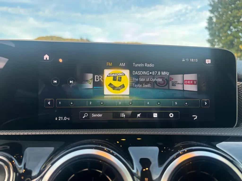 Mercedes-Benz A 200 /AUTOMATIK/WIDESCREEN/EURO6/TOP/ 10/2019-photo-19