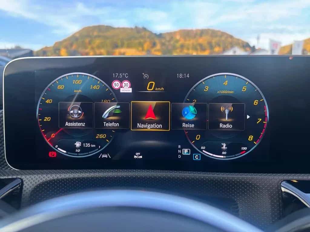 Mercedes-Benz A 200 /AUTOMATIK/WIDESCREEN/EURO6/TOP/ 10/2019-photo-23