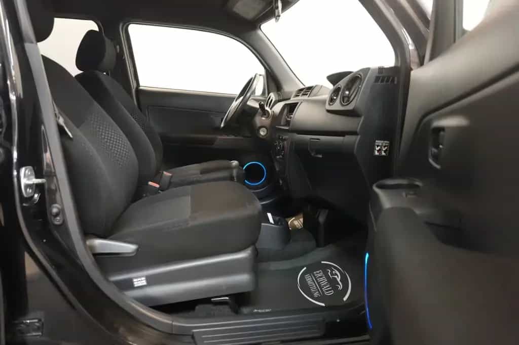 Daihatsu Materia 1.5 Klima TÜV Neu 01/2007-photo-15