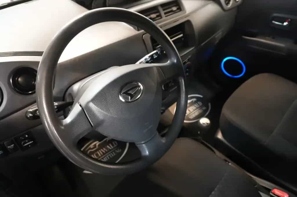 Daihatsu Materia 1.5 Klima TÜV Neu 01/2007-photo-8