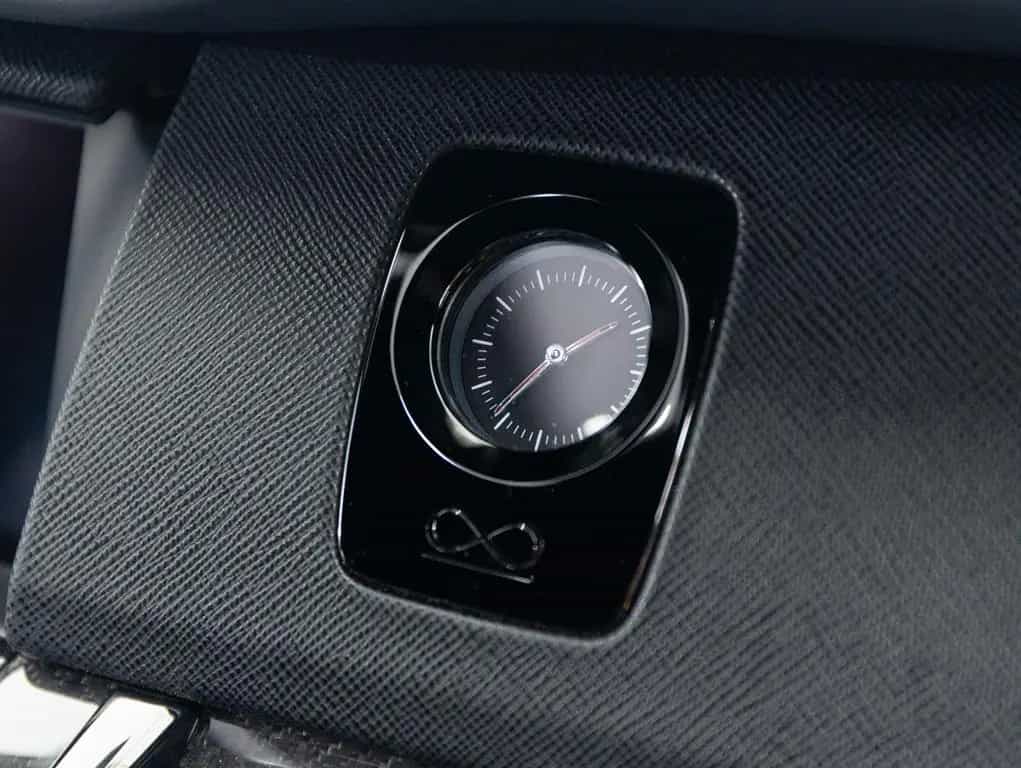 Rolls-Royce Cullinan Black Badge 11/2021-photo-13