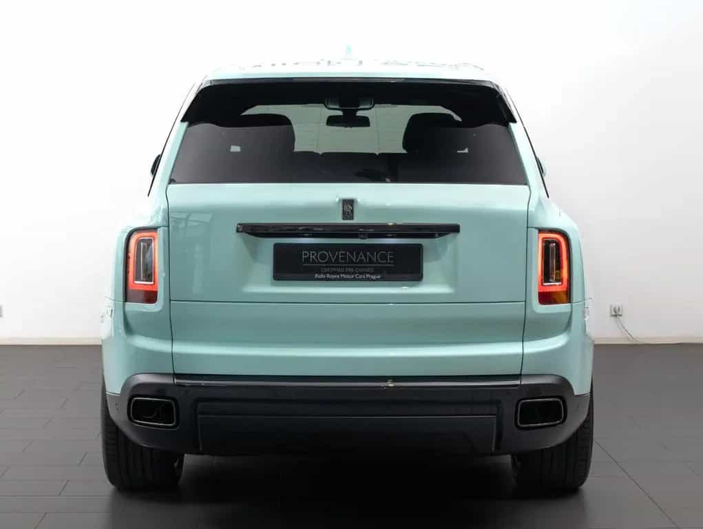 Rolls-Royce Cullinan Black Badge 11/2021-photo-4