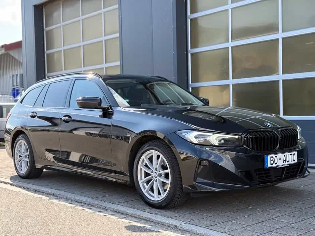 BMW 320 d xDrive StdHzg. ACC Driving DAB Navi Kamera 07/2023-photo-0