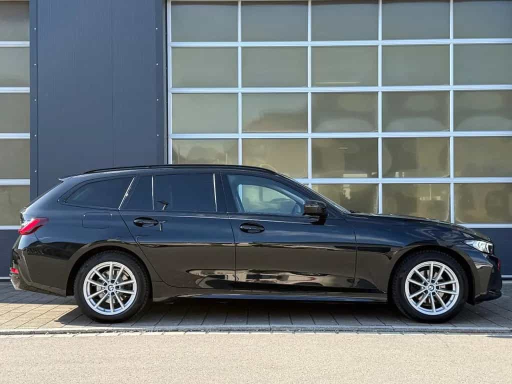 BMW 320 d xDrive StdHzg. ACC Driving DAB Navi Kamera 07/2023-photo-5