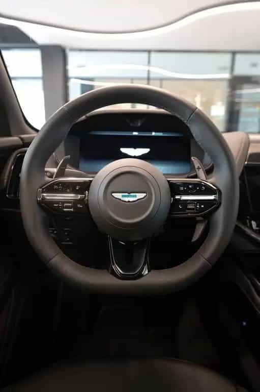 Aston Martin DBX 707 China Gray, Gloss Black, AHK,SHZ, 10/2025-photo-13