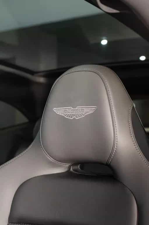 Aston Martin DBX 707 China Gray, Gloss Black, AHK,SHZ, 10/2025-photo-16