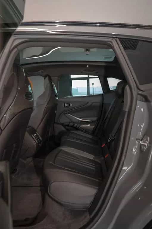 Aston Martin DBX 707 China Gray, Gloss Black, AHK,SHZ, 10/2025-photo-6