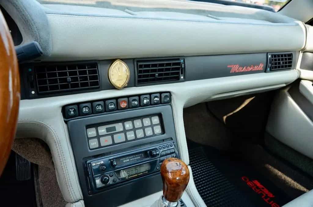Maserati Ghibli MASERATI BITURBO RACING 2.0 283cv 1/230 ORIGINAL 07/1991-photo-11