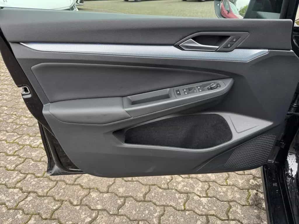 Volkswagen Golf Variant VIII Goal 2.0 TDI DSG LED Navi AHK 09/2024-photo-13