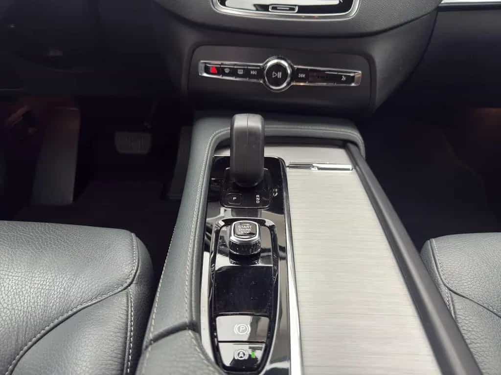 Volvo XC90 B5 Diesel AWD Momentum Pro BLIS Abstandstem 07/2021-photo-15