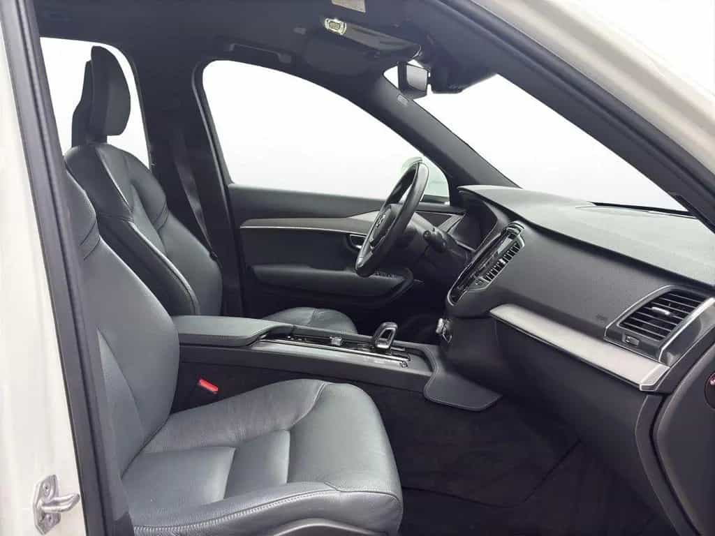 Volvo XC90 B5 Diesel AWD Momentum Pro BLIS Abstandstem 07/2021-photo-17
