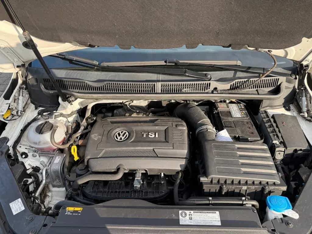 Volkswagen Touran 1.8 TSI DSG Highline BMT Highline 12/2017-photo-4