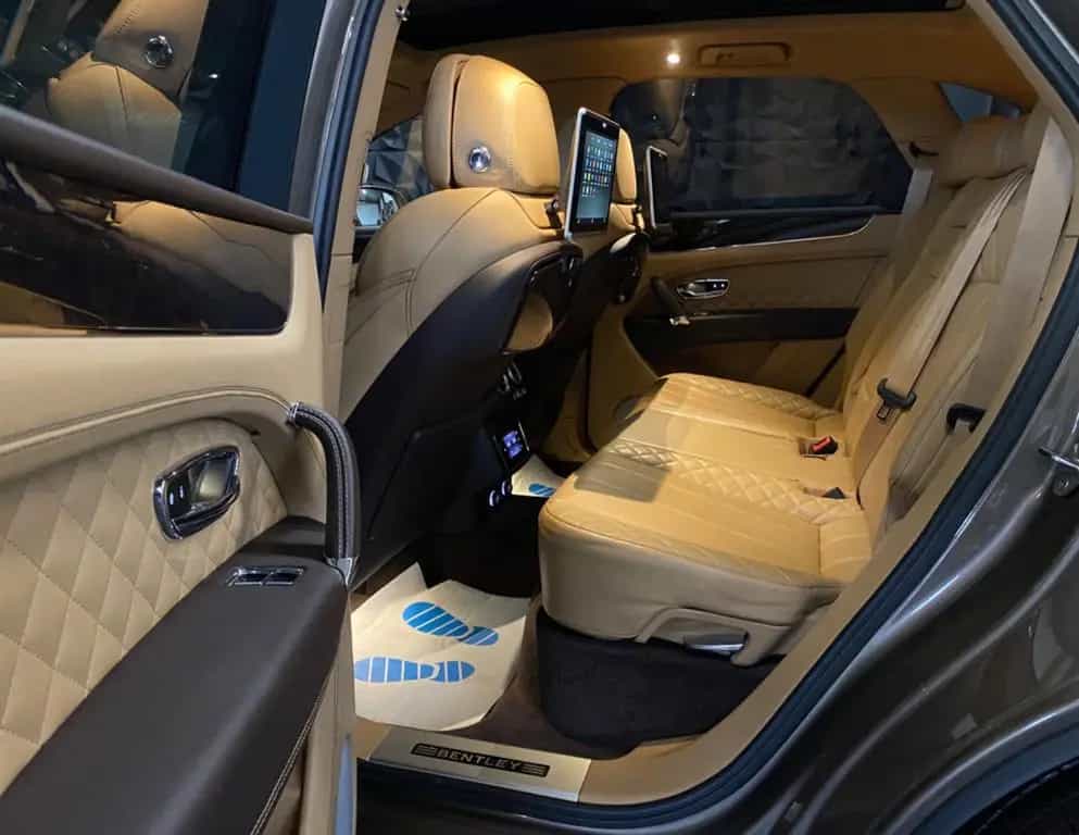 Bentley Bentayga 6.0 W12 4WD Massagesitze, Pano,AHK 01/2017-photo-20