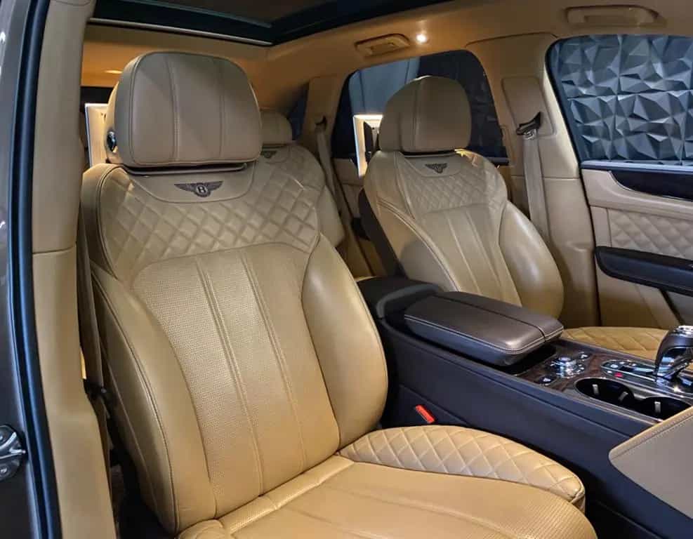 Bentley Bentayga 6.0 W12 4WD Massagesitze, Pano,AHK 01/2017-photo-29