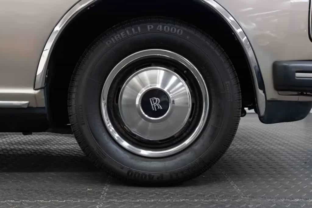 Rolls-Royce Silver Spirit MK I /OLDTIMER/H-ZULASSUNG 08/1985-photo-10