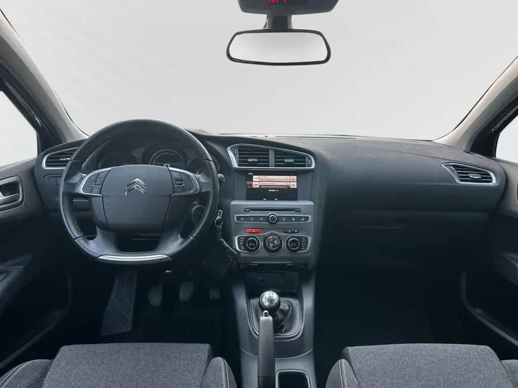 Citroën C4 Lim. Selection I 23Tkm I 1-Hand I Klima 02/2016-photo-7