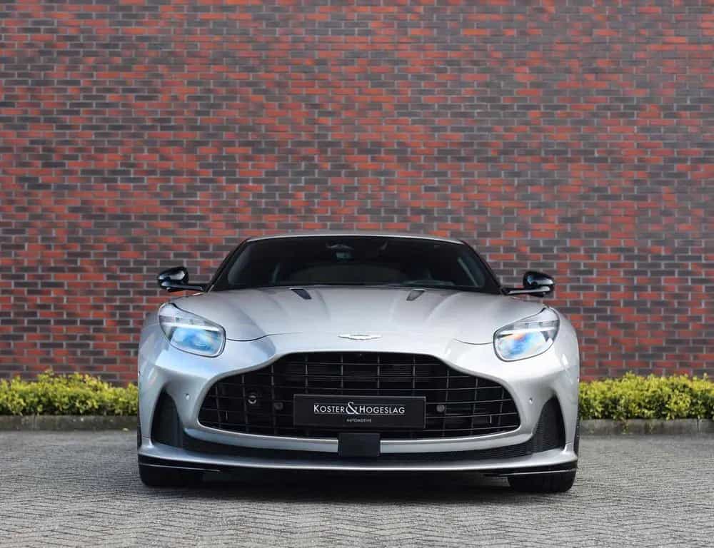 Aston Martin DB12 Coupé | Aluminite Silver 09/2023-photo-11