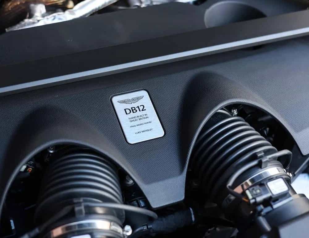 Aston Martin DB12 Coupé | Aluminite Silver 09/2023-photo-15