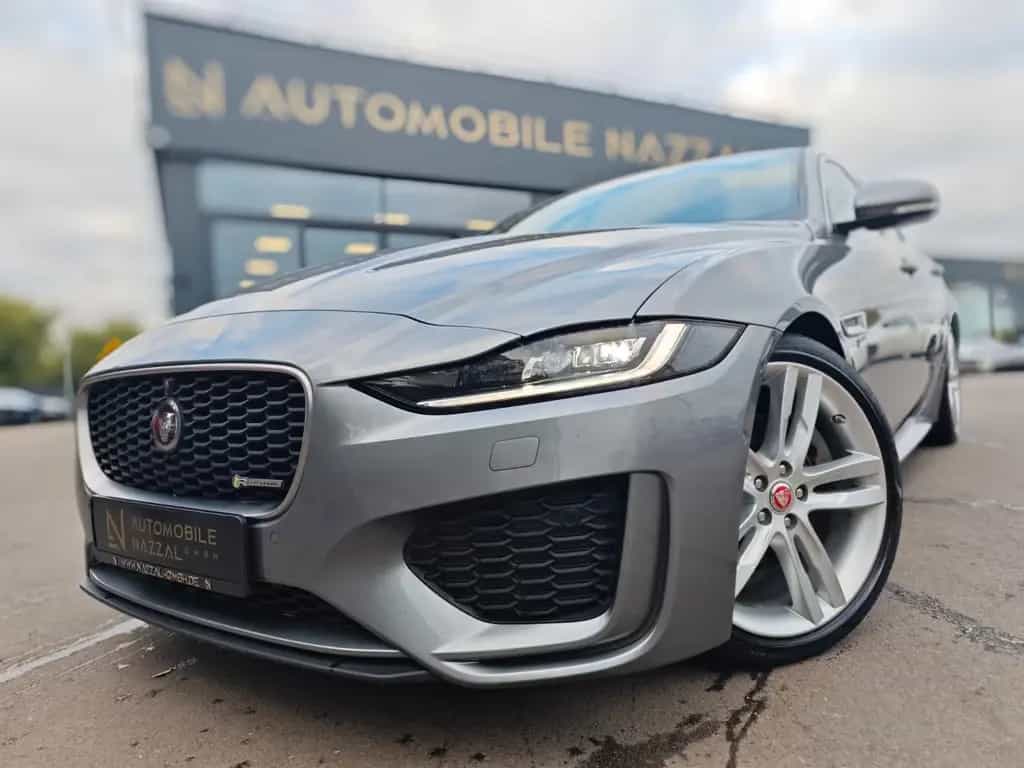 Jaguar XE 2.0d R-DYNAMIC S*CARPLAY*NAVI*SHZ*VOLL-LED* 04/2021-photo-11