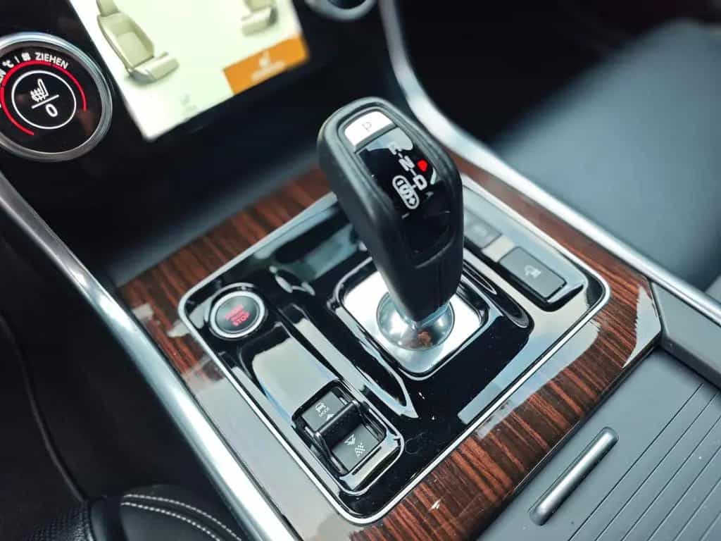 Jaguar XE 2.0d R-DYNAMIC S*CARPLAY*NAVI*SHZ*VOLL-LED* 04/2021-photo-22